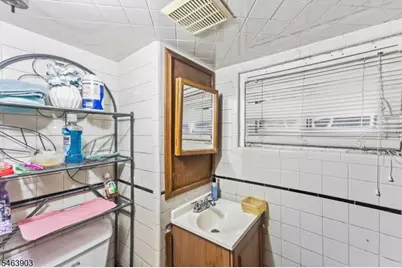 1700 Edmund Ter, Union Township, NJ 07083 - Photo 25