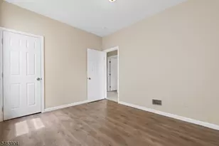278 Wainwright St, Newark, NJ 07112 - Photo 9