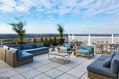 1 Carriage City Plz #709, Rahway, NJ 07065 - Photo 15