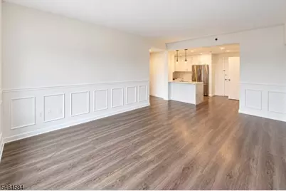 1 Carriage City Plz #709, Rahway, NJ 07065 - Photo 3