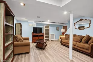 35 Deerfield Dr, West Orange Township, NJ 07052 - Photo 19