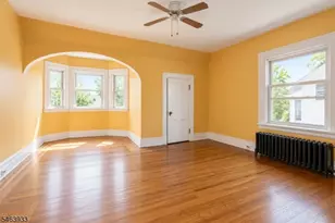 102 S Clinton St, East Orange, NJ 07018 - Photo 13