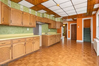102 S Clinton St, East Orange, NJ 07018 - Photo 11