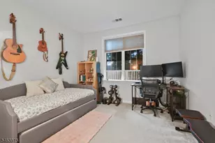 435 Van Houten Ave, Passaic, NJ 07055 - Photo 9