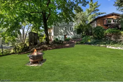 103 Vermont Trl, Hopatcong, NJ 07843 - Photo 23