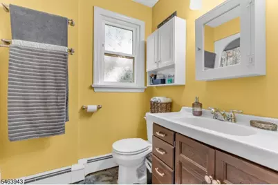 103 Vermont Trl, Hopatcong, NJ 07843 - Photo 17