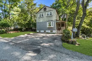 103 Vermont Trail, Hopatcong, NJ 07843 - Photo 3
