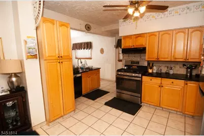 753 Bailey Ave, Elizabeth, NJ 07208 - Photo 13