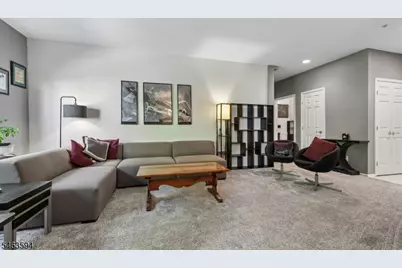 9225 Richmond Rd #225, West Milford, NJ 07480 - Photo 5