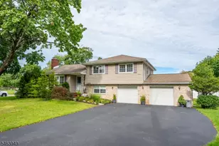 1555 Ratzer Rd, Wayne, NJ 07470 - Photo 1