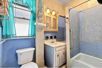 671 E 29th St, Paterson, NJ 07504 - Photo 15