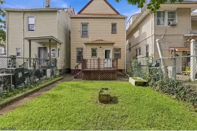 671 E 29th St, Paterson, NJ 07504 - Photo 27
