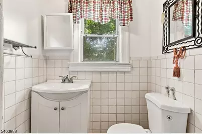 671 E 29th St, Paterson, NJ 07504 - Photo 17