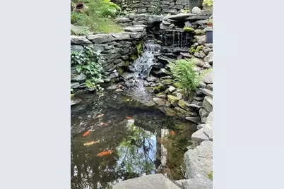 121 Christopher St, Montclair, NJ 07042 - Photo 47