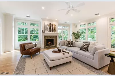 121 Christopher St, Montclair, NJ 07042 - Photo 17