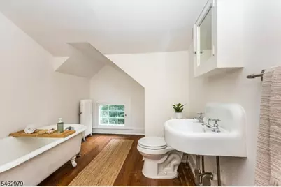 121 Christopher St, Montclair, NJ 07042 - Photo 35