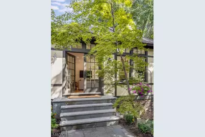 121 Christopher St, Montclair, NJ 07042 - Photo 37