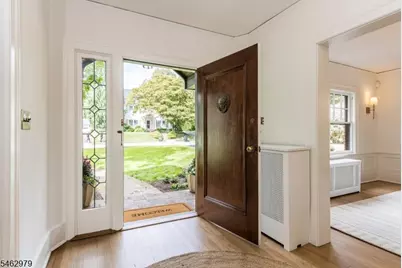 121 Christopher St, Montclair, NJ 07042 - Photo 3