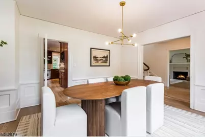 121 Christopher St, Montclair, NJ 07042 - Photo 23