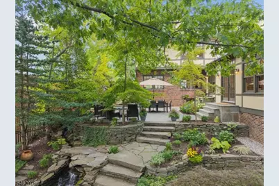121 Christopher St, Montclair, NJ 07042 - Photo 43