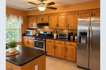 181 Driscoll Ct, Franklin Township, NJ 08873 - Photo 3