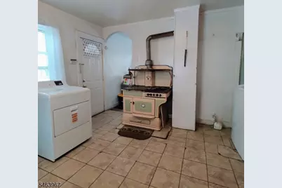 722 S 14th St, Newark, NJ 07103 - Photo 13