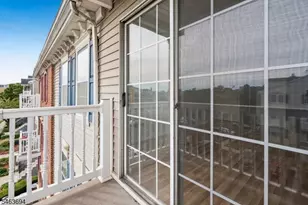 26 Seton Hall Dr, Newark, NJ 07103 - Photo 27