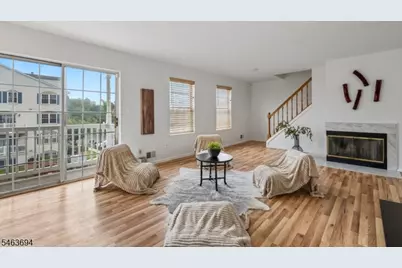 26 Seton Hall Dr, Newark, NJ 07103 - Photo 3