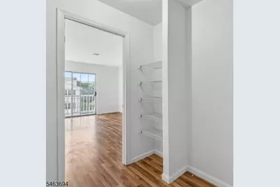 26 Seton Hall Dr, Newark, NJ 07103 - Photo 19