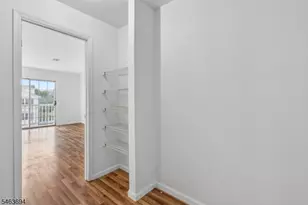 26 Seton Hall Dr, Newark, NJ 07103 - Photo 19