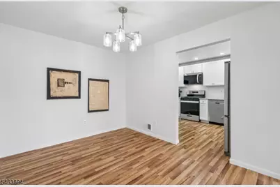 26 Seton Hall Dr, Newark, NJ 07103 - Photo 25