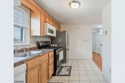 7 Veterans Pl, North Arlington, NJ 07031 - Photo 13