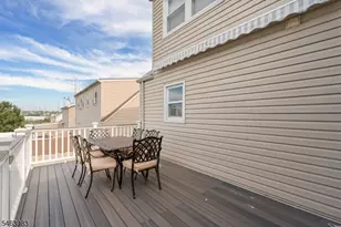 7 Veterans Pl, North Arlington, NJ 07031 - Photo 27