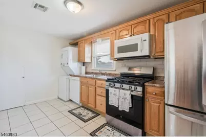 7 Veterans Pl, North Arlington, NJ 07031 - Photo 17
