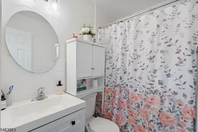 7 Veterans Pl, North Arlington, NJ 07031 - Photo 11