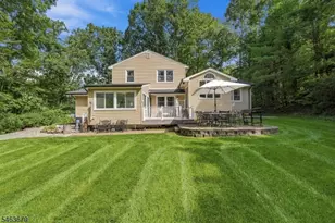 29 Camelot Dr, West Milford, NJ 07480 - Photo 35