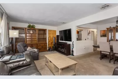 164 Page St, Elmwood Park, NJ 07407 - Photo 7