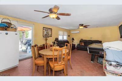 164 Page St, Elmwood Park, NJ 07407 - Photo 33