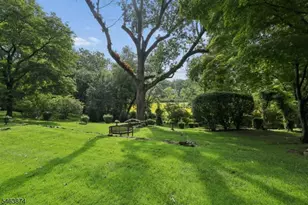 105 Rensselaer Rd, Essex Fells, NJ 07021 - Photo 37