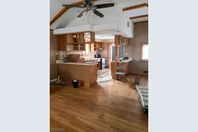 43 Chesapeake Ave, Parsippany, NJ 07034 - Photo 9