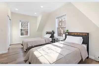 6035 Buchanan Pl, West New York, NJ 07093 - Photo 15