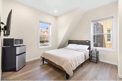 6035 Buchanan Pl, West New York, NJ 07093 - Photo 13
