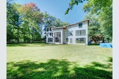 18 Rambling Brook Rd, Upper Saddle River, NJ 07458 - Photo 3