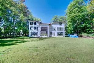 18 Rambling Brook Rd, Upper Saddle River, NJ 07458 - Photo 3