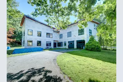 18 Rambling Brook Rd, Upper Saddle River, NJ 07458 - Photo 1