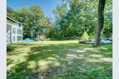 18 Rambling Brook Rd, Upper Saddle River, NJ 07458 - Photo 5