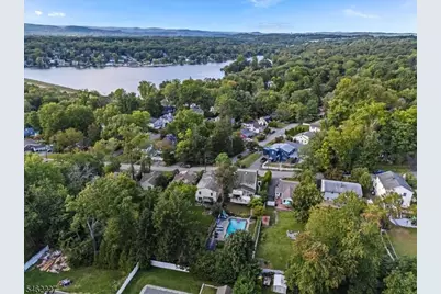 26 Lenape Trl, Wayne, NJ 07470 - Photo 25