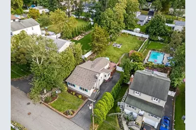 26 Lenape Trl, Wayne, NJ 07470 - Photo 23