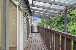 82 Garfield Ave, Jersey City, NJ 07305 - Photo 15