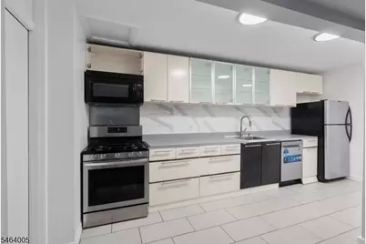 82 Garfield Ave #2, Jersey City, NJ 07305 - Photo 7